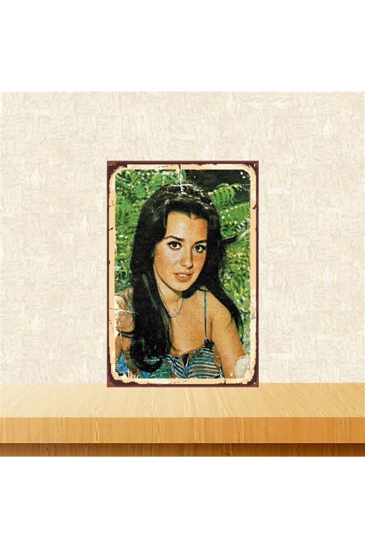 Perihan Savaş Retro Ahşap Poster 20x30 cm Tkfx3714