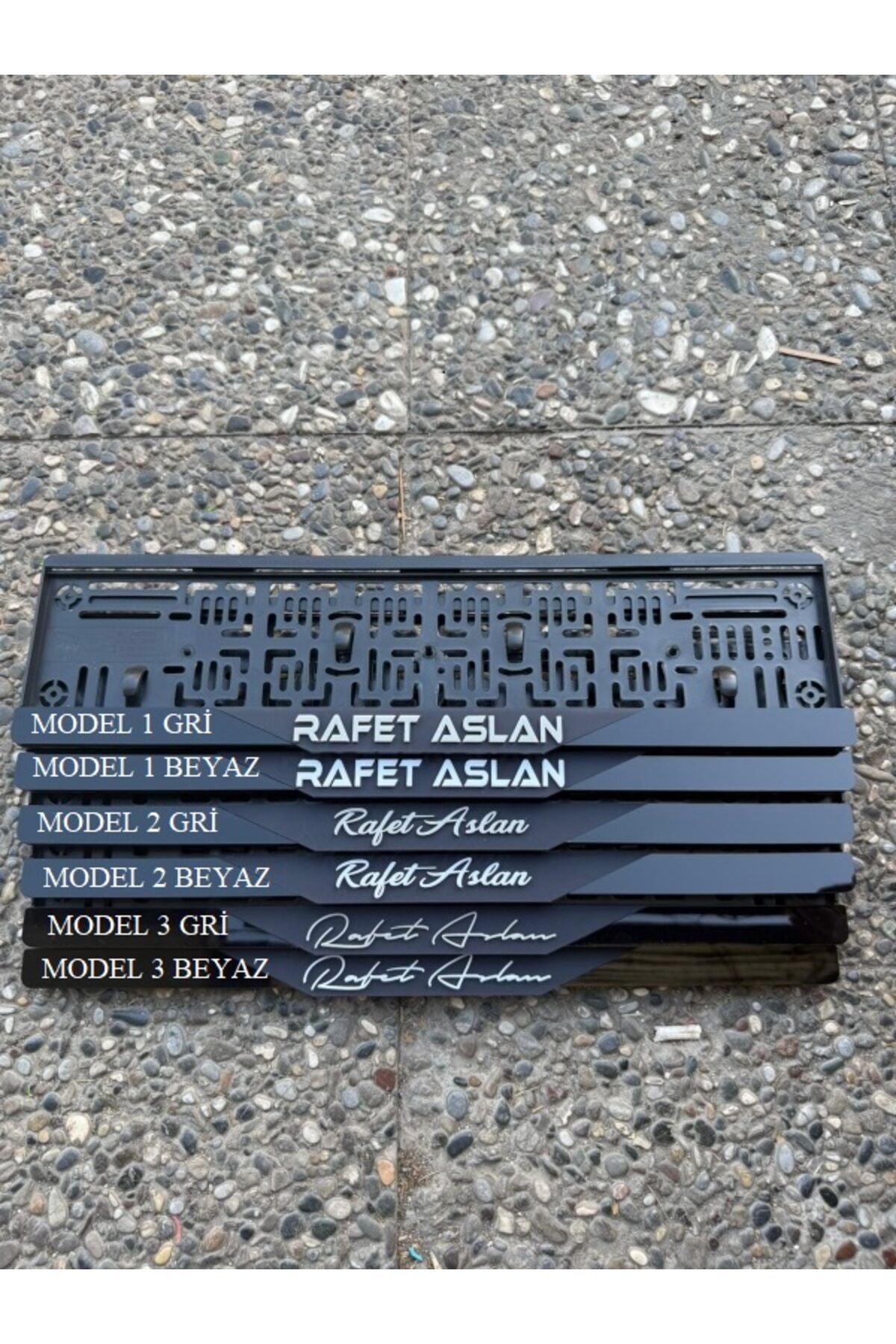 İsme Özel Siyah Kabartmalı Lüks Pleksi Plakalık