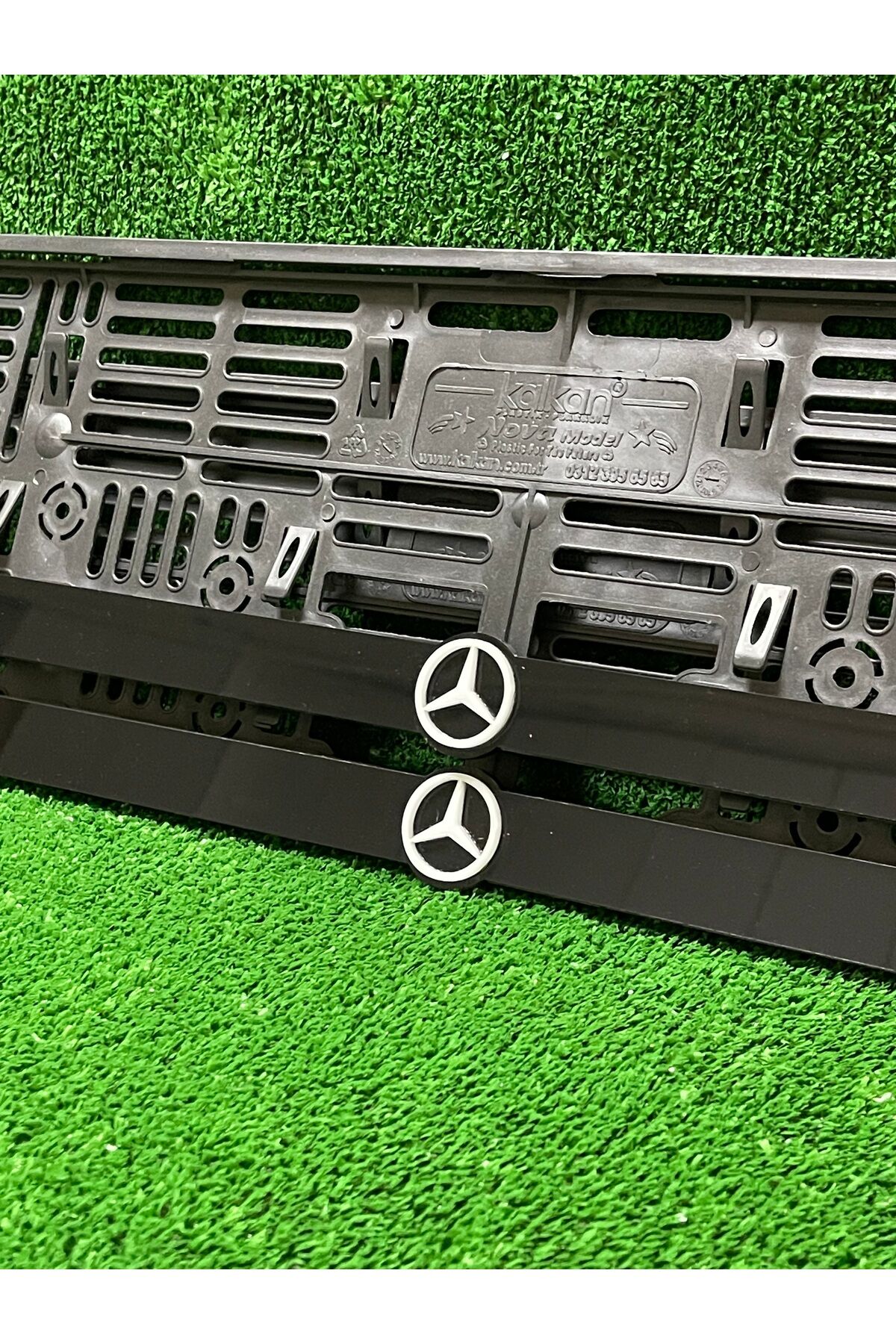 Kabartma Mercedes Beyaz Logolu Araba Plakalık