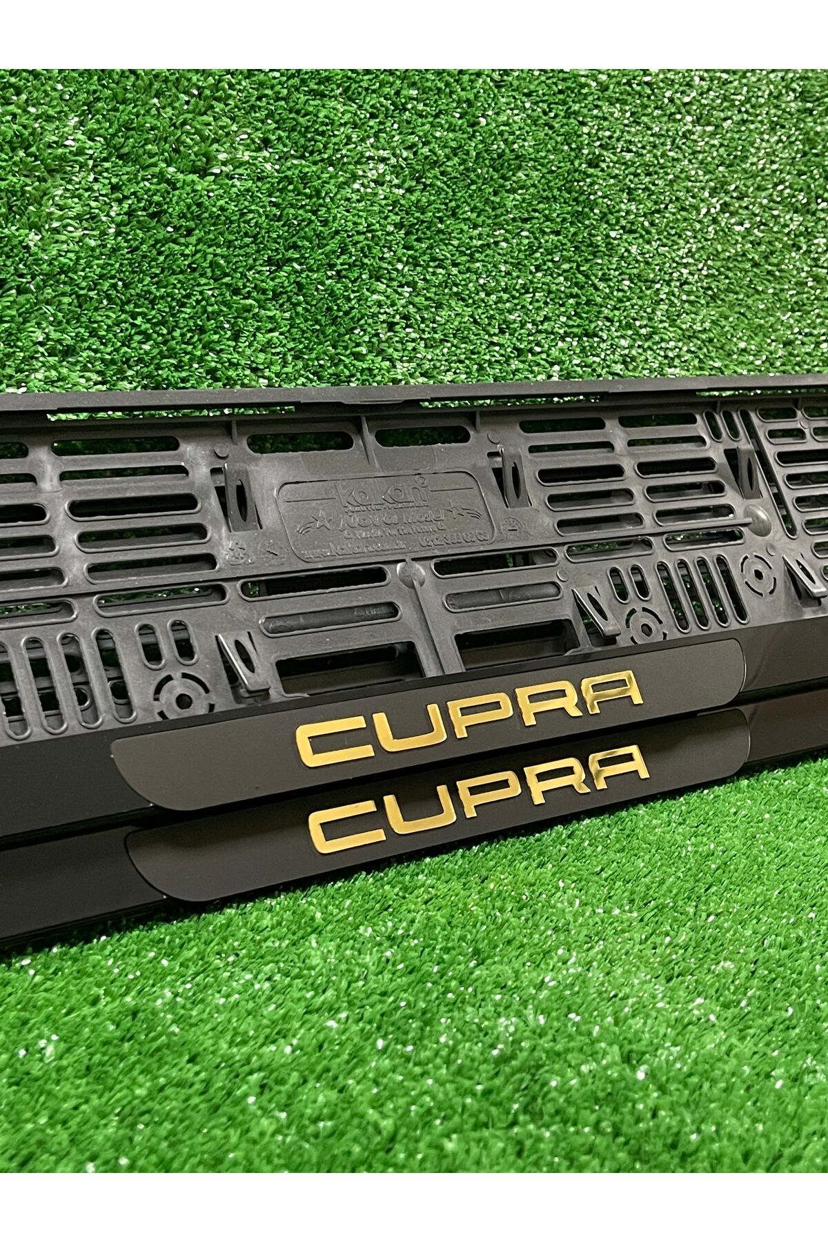 Pleksi Otomobil Plakalık Ahenk Model Gold Cupra Logolu Plakalık