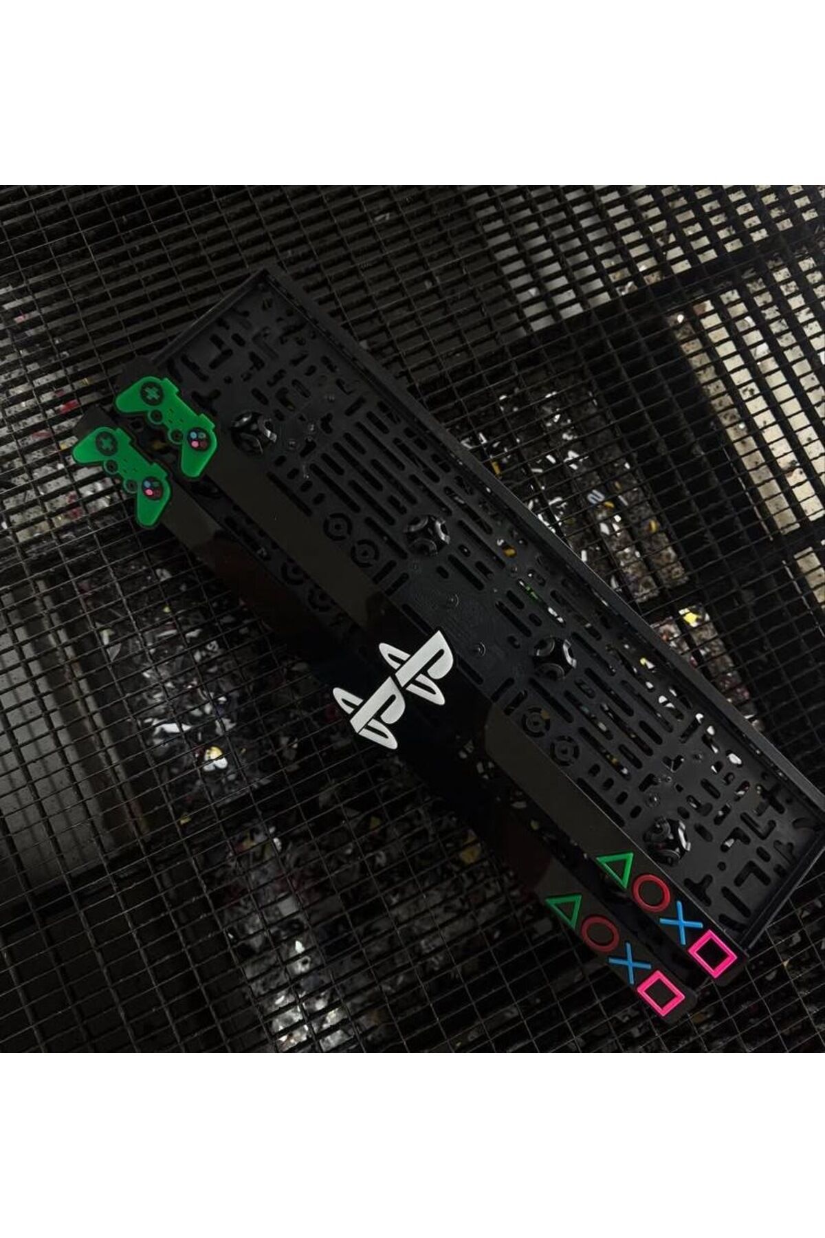 PLAYSTATİON MODEL ARAÇ PLEKSİ PLAKALIK