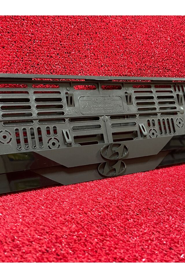 Pleksi Otomobil Plakalık Dubai Model hyundai H Siyah Logolu Plakalık