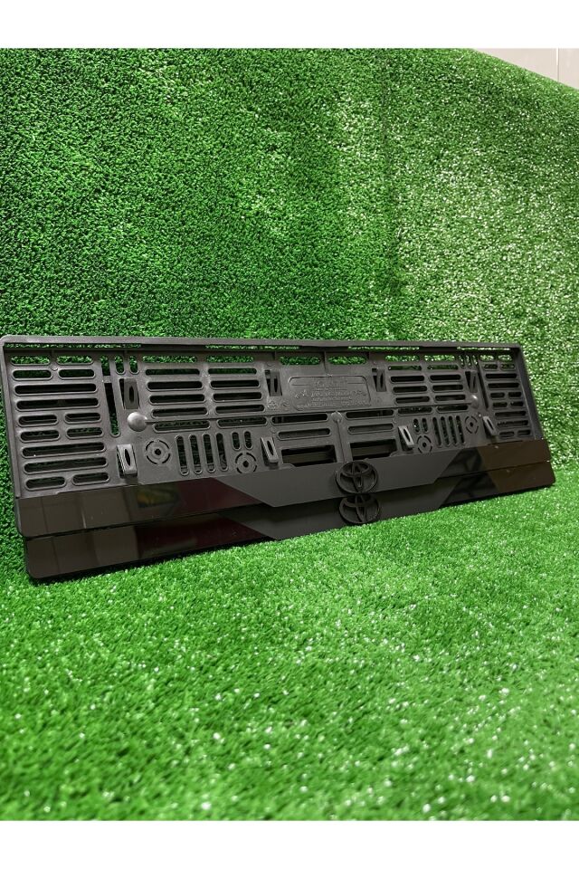 Pleksi Otomobil Plakalık Dubai Model Toyota Logolu Plakalık