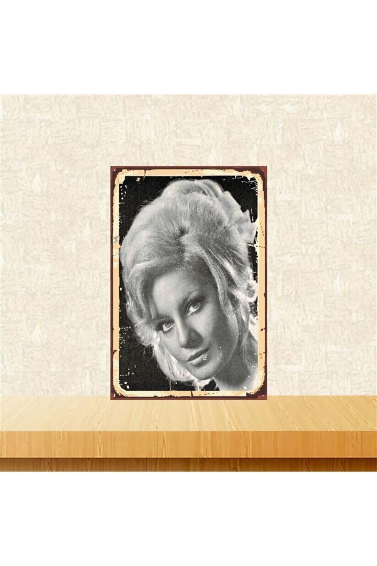 Emel Sayın Retro Ahşap Poster 20-30 Cm