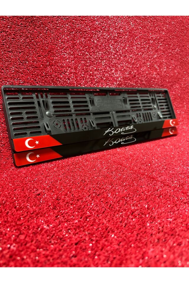 Plakalık Oto Araba Plakalığı K.ATATÜRK İmzalı ve Büyük Boy Bayrak Logolu Plakalık