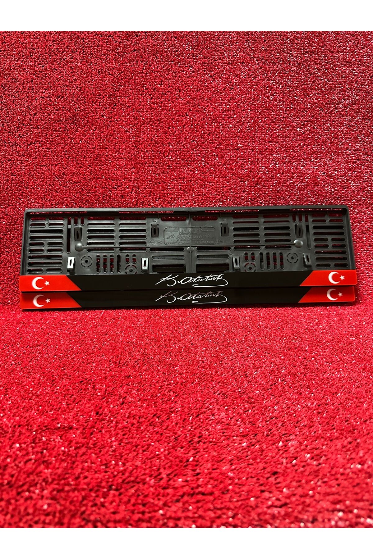 Plakalık Oto Araba Plakalığı K.ATATÜRK İmzalı ve Büyük Boy Bayrak Logolu Plakalık