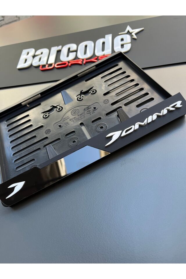 Dominar Motorsiklet Plakalık Mat Atrasit 3D Model