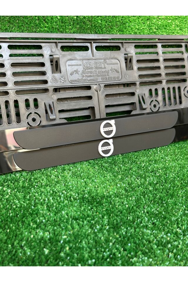 Pleksi Otomobil Plakalık Ahenk Model Volvo Uyumlu Logolu