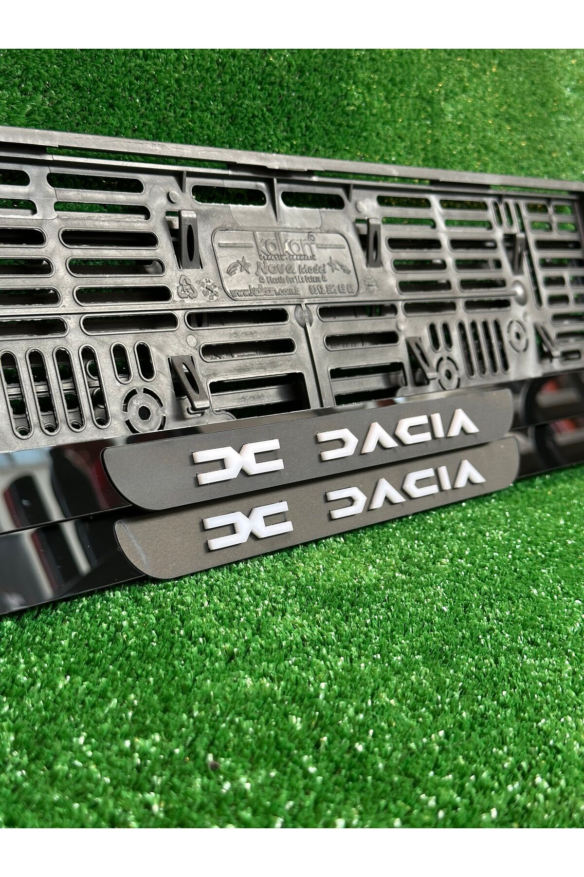 Pleksi Otomobil Plakalık Ahenk Model Dacıa Logolu