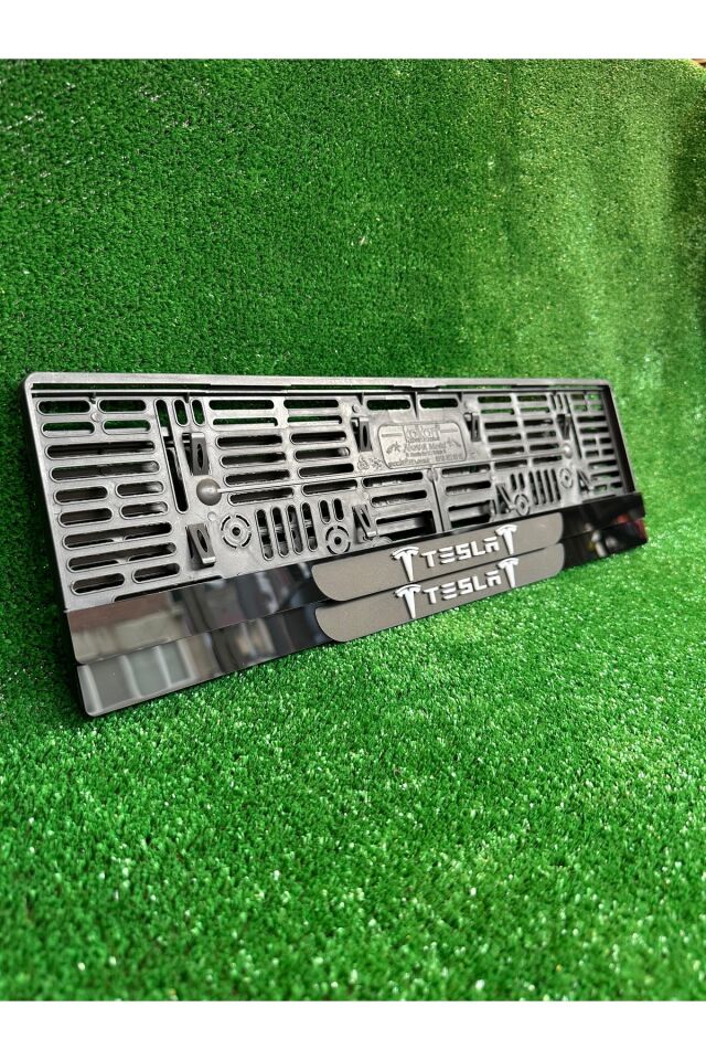 Pleksi Otomobil Plakalık Ahenk Model Tesla Logolu