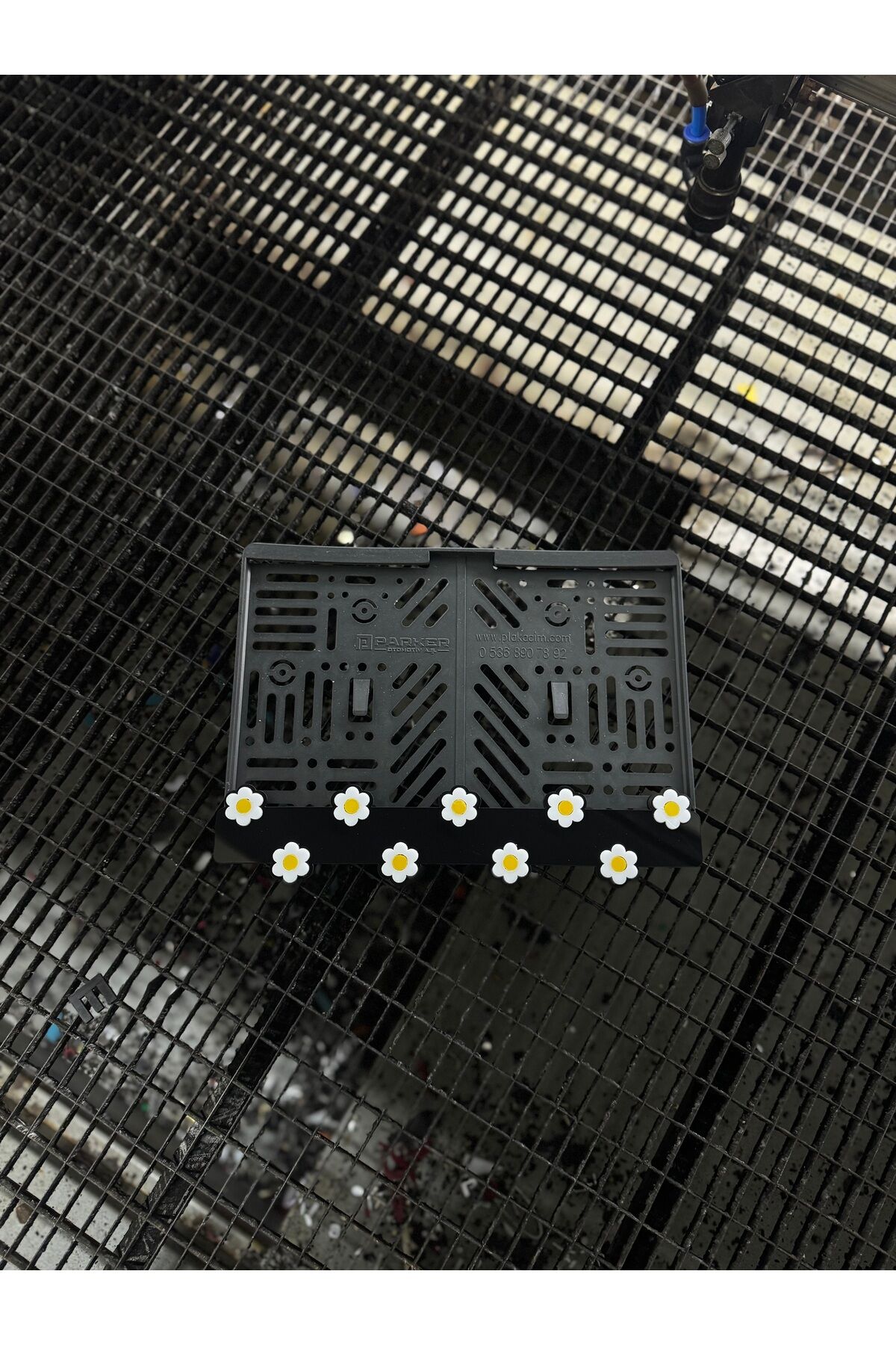 PAPATYA MODEL PLEKSİ PLAKALIK