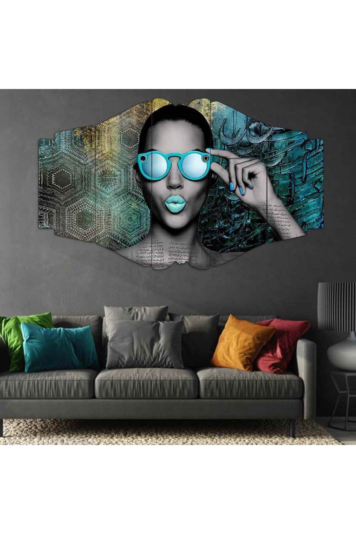 Mavi Dudaklı Kadın - 5 Parçalı Tablo