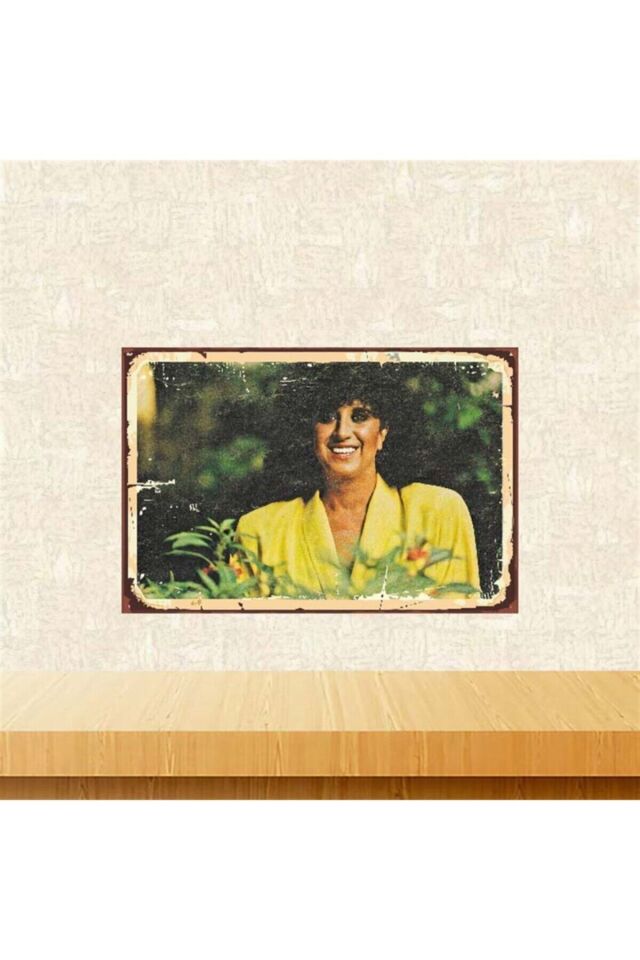 Perran Kutman 20x30 cm Retro Ahşap Poster Tkfx3957