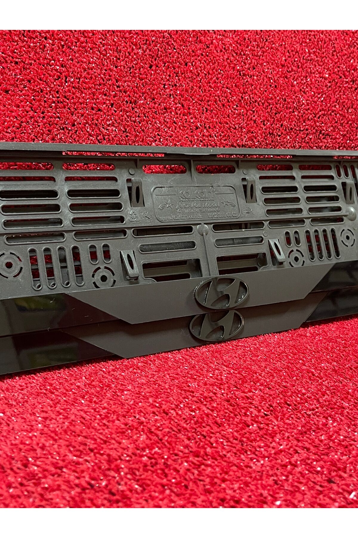 Pleksi Otomobil Plakalık Dubai Model hyundai H Siyah Logolu Plakalık