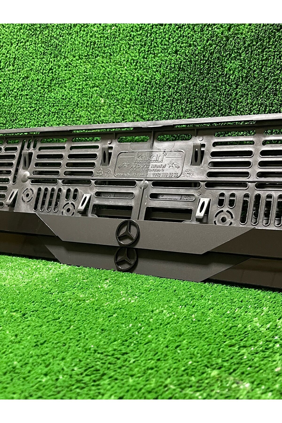 Pleksi Otomobil Plakalık Dubai Model Mercedes Siyah Logolu Plakalık