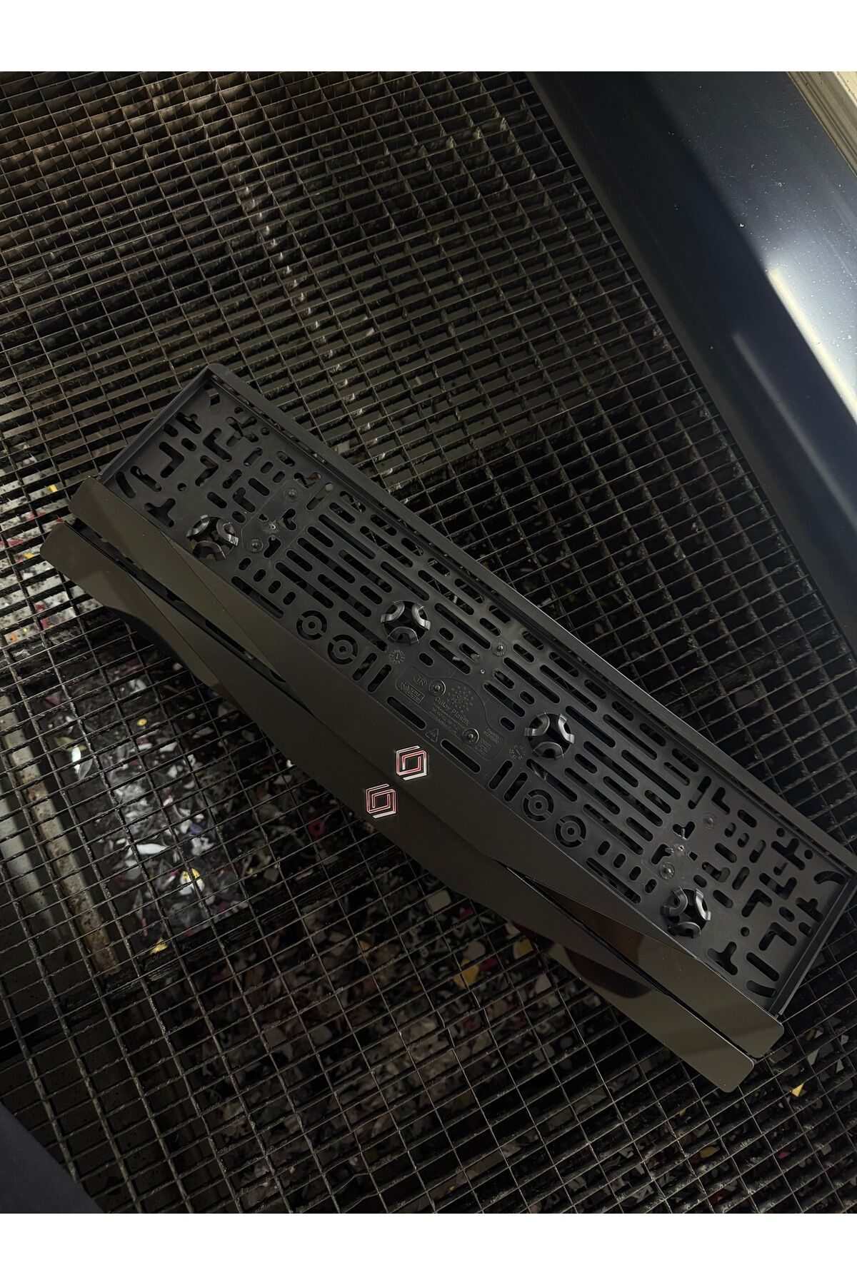 MAT RENAULT ARAÇ PLEKSİ PLAKALIK