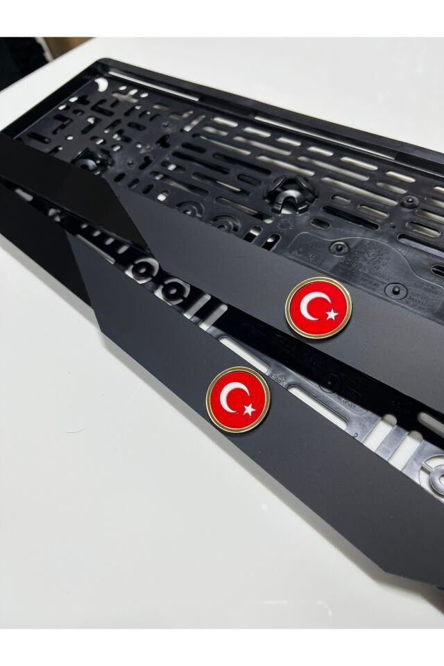 TÜRK BAYRAKLI MAT MODEL TAKMATİK PLAKALIK PLEKSİ