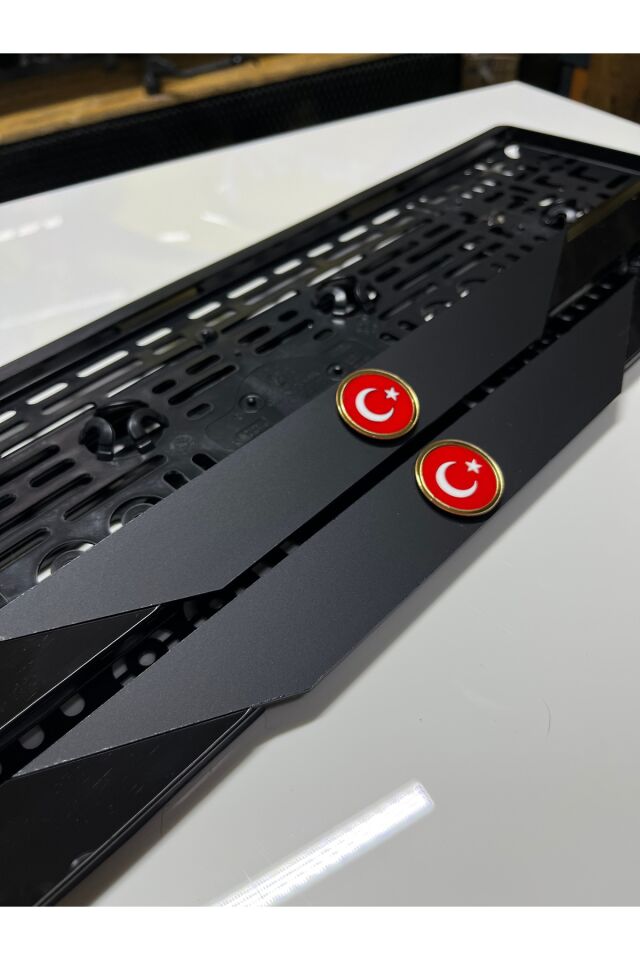 TÜRK BAYRAKLI MAT MODEL TAKMATİK PLAKALIK PLEKSİ