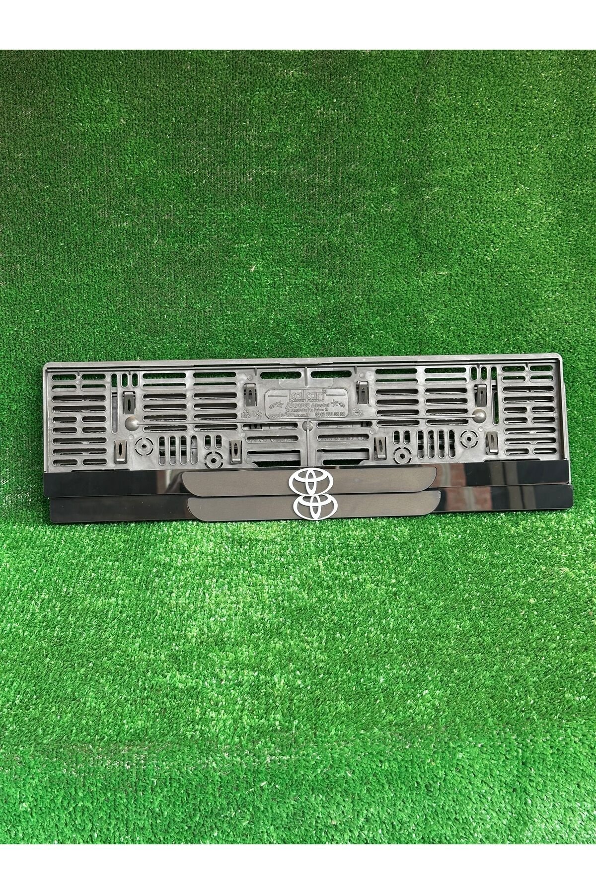 Pleksi Otomobil Plakalık Ahenk Model Toyota Logolu Uyumlu