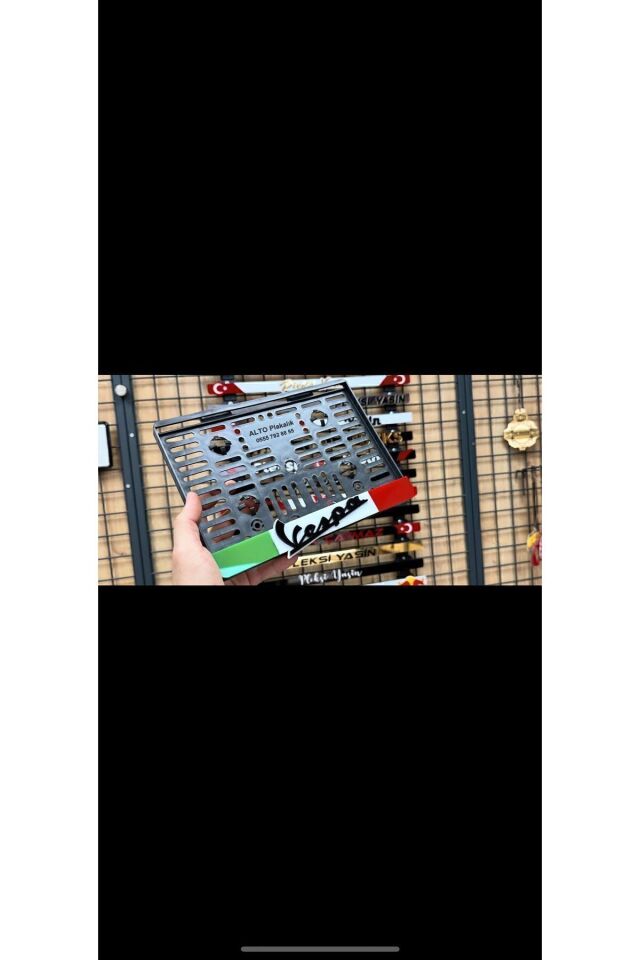 Motor Takmatik 3  Renk İtaly Renk Pleksi Plakalık Kişiye Özel Tasarlanabilir Uyumlu