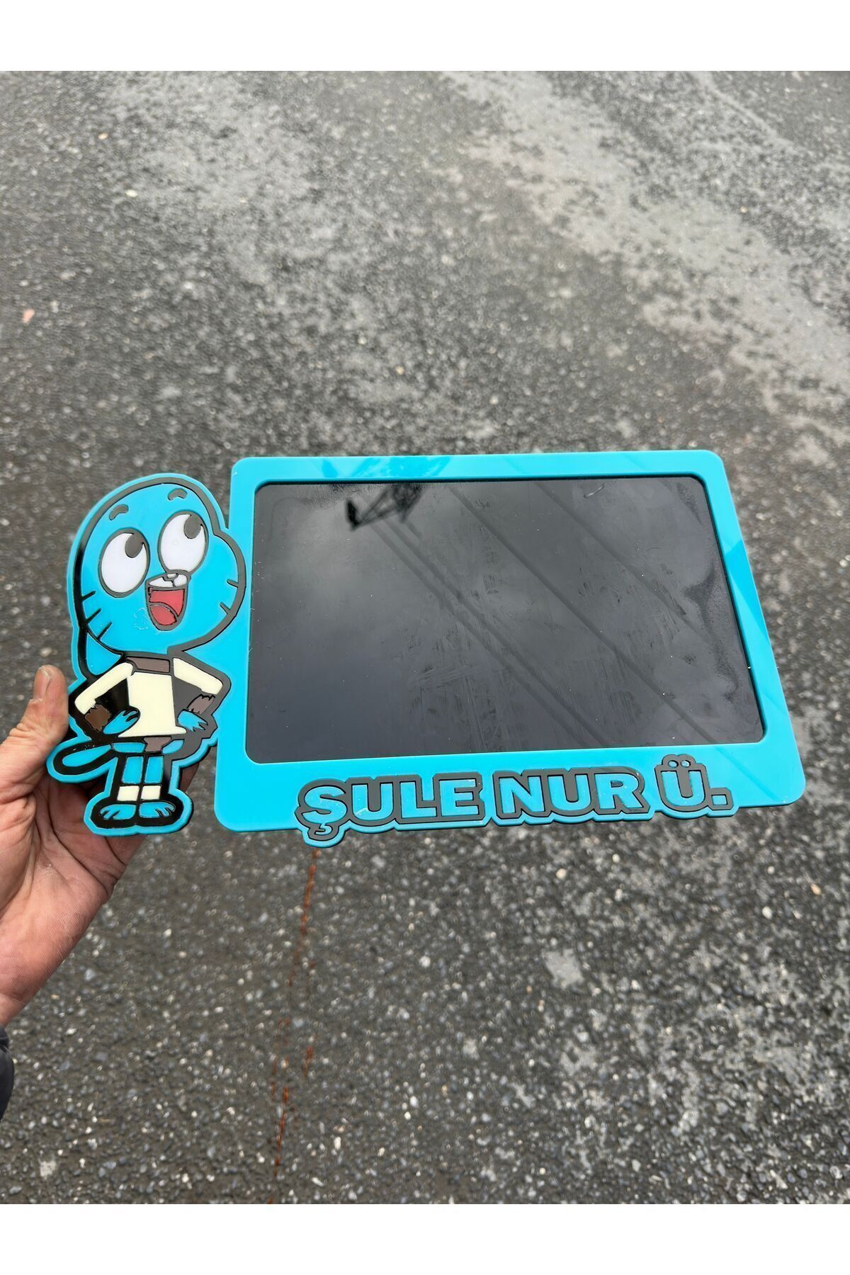 MOTORSİKLET PLEKSİ PLAKALIK Özel Tasarım (Gumball)