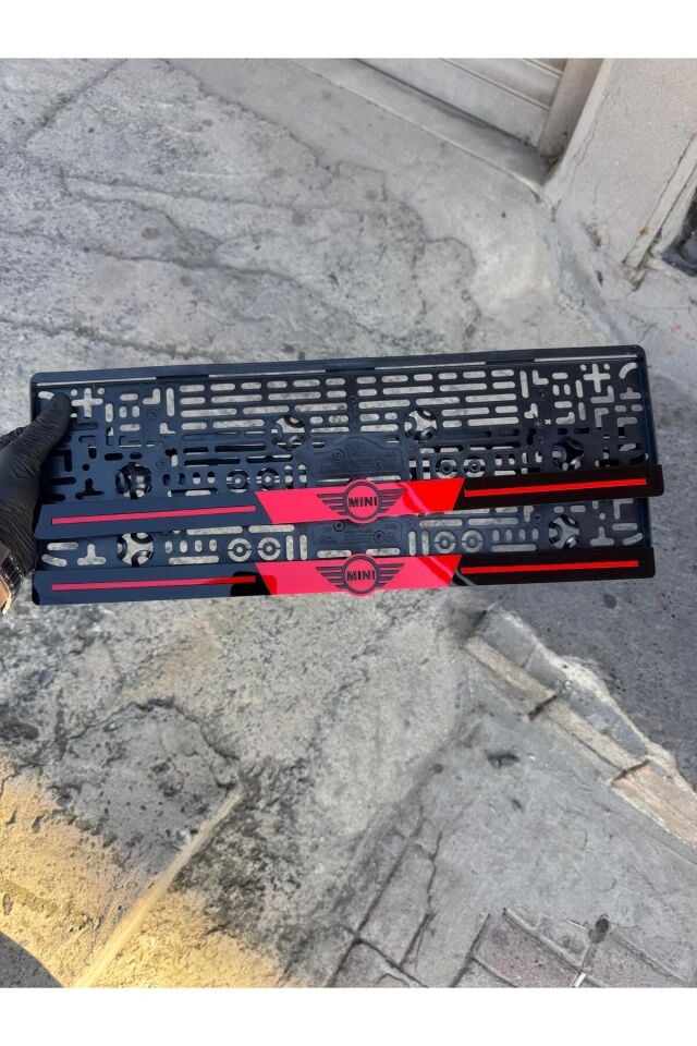 Araba Pleksi Plakalık