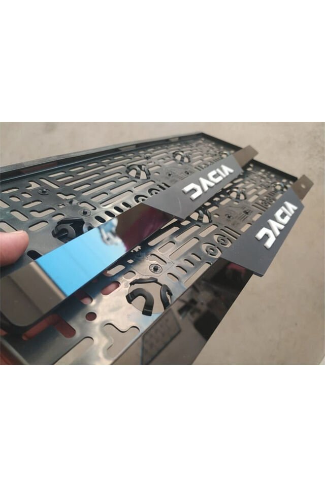 Dacıa Takmatik Mat Pleksi Plakalık 2 Adet Ön Arka Takım 3D Kabartmalı
