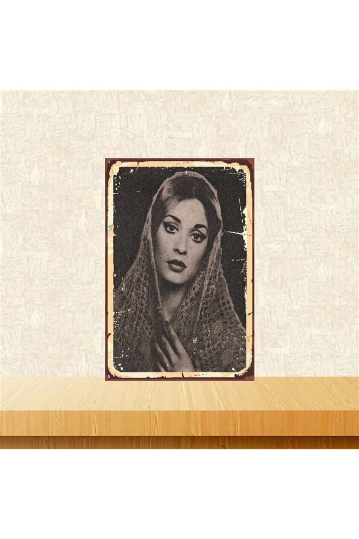 Necla Nazır Retro Ahşap Poster 20x30 cm Tkfx3871