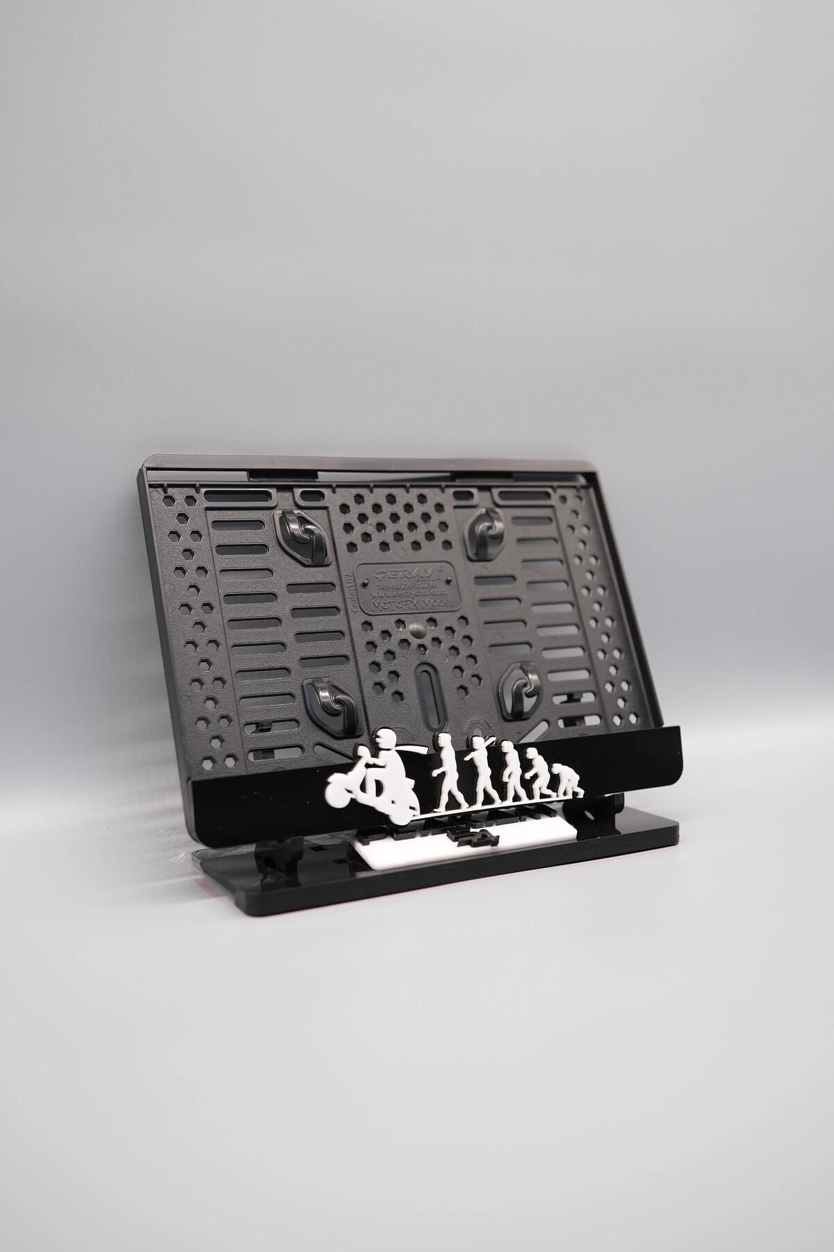 EVRİM SCOOTER 3D KABARTMALI PLEKSİ MOTOR PLAKALIĞI