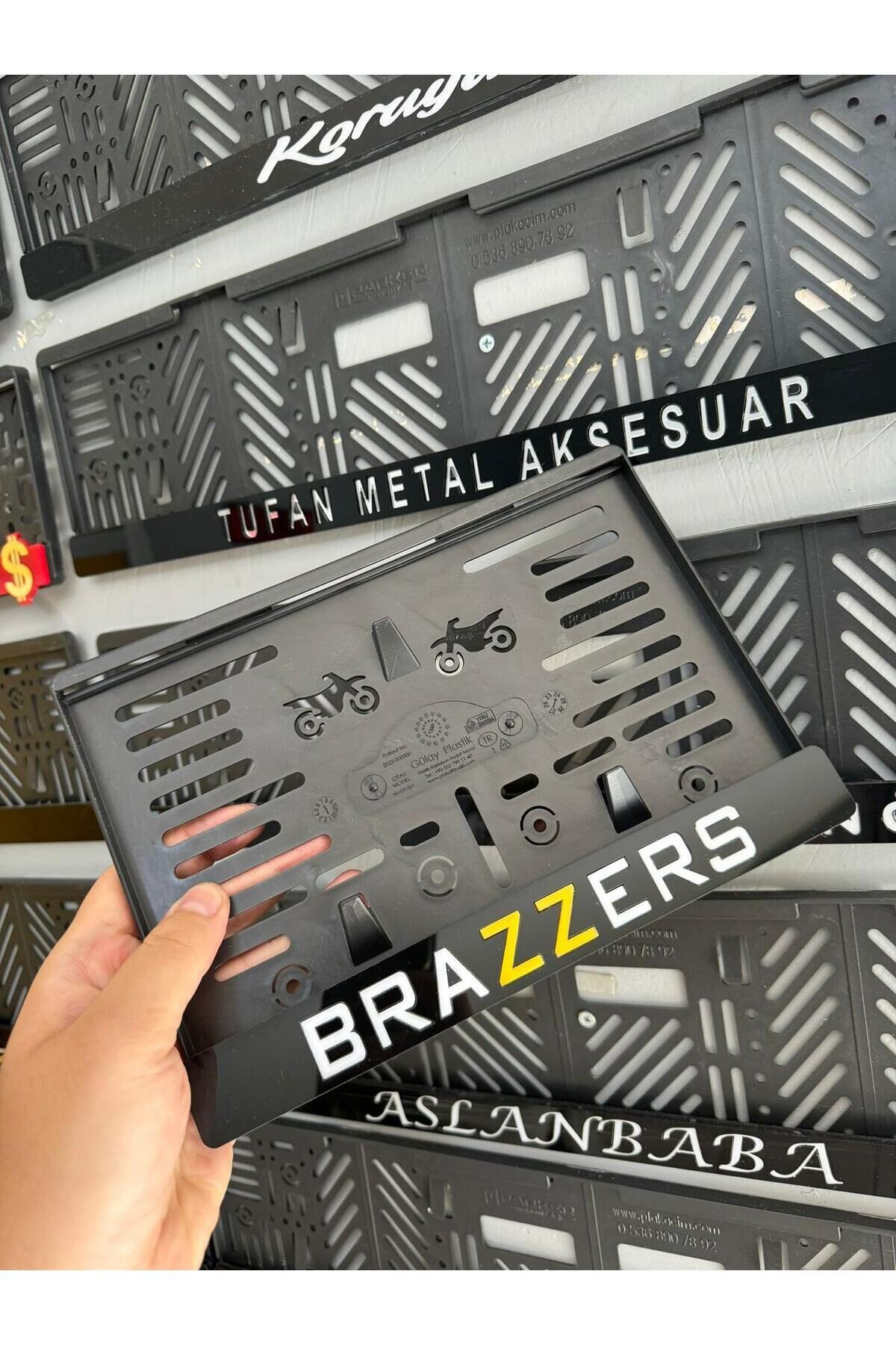 Brazzer Motor Pleksi? Plakalik