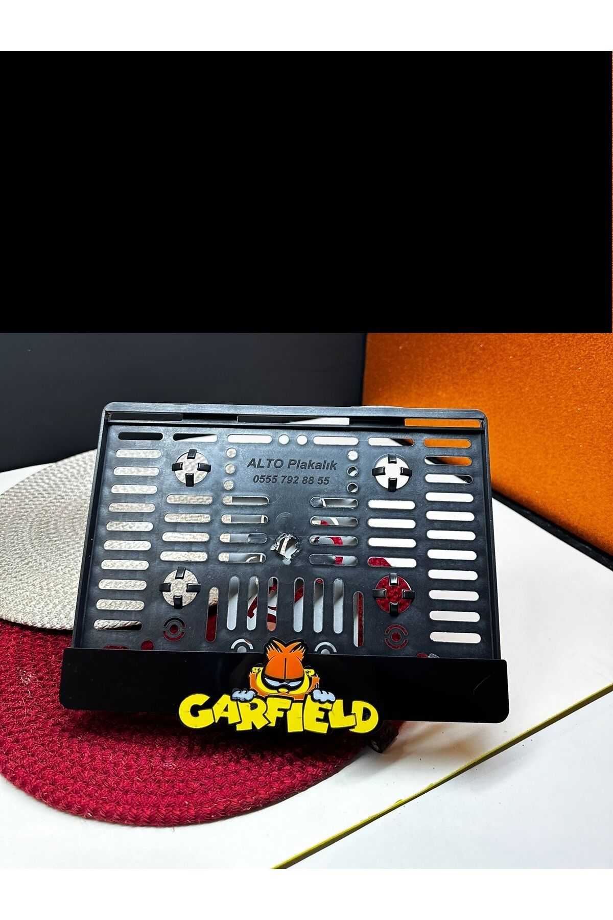 Motor Plakalık ''garfield''takmatik Lazer Kesim Pleksi ( 1 Adet )