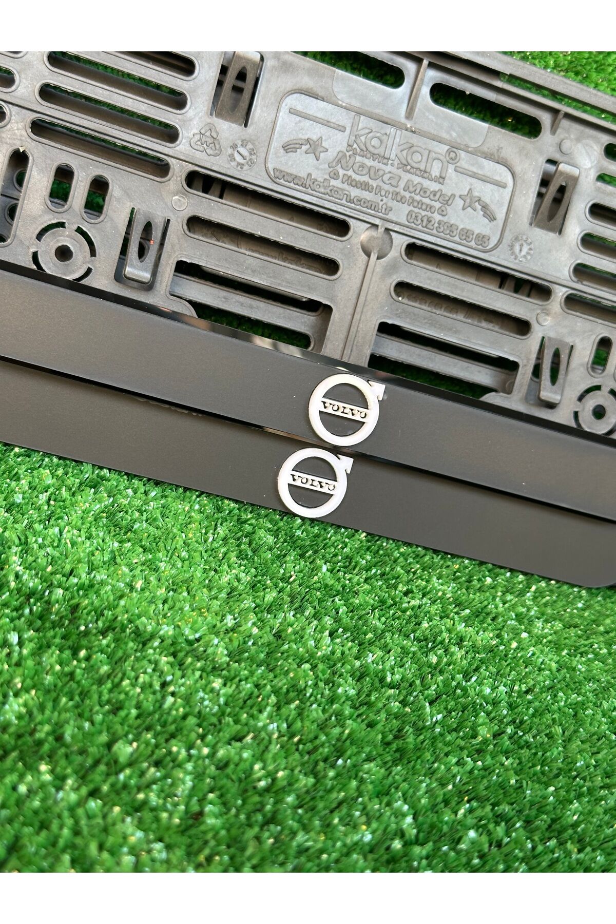 Pleksi Otomobil Plakalık Ahenk Model Volvo Uyumlu Logolu