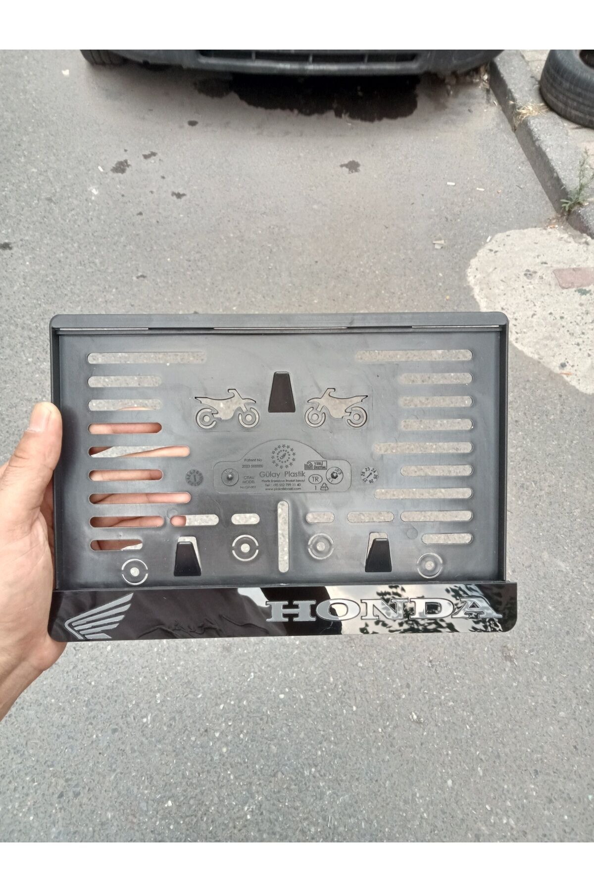 Motor Pleksi Plakalık