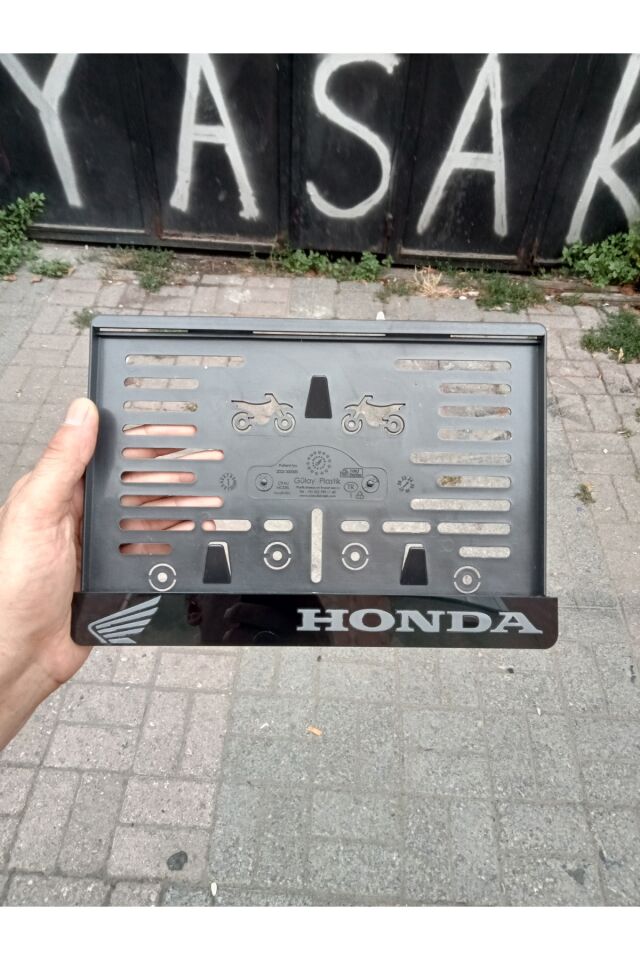 Motor Pleksi Plakalık