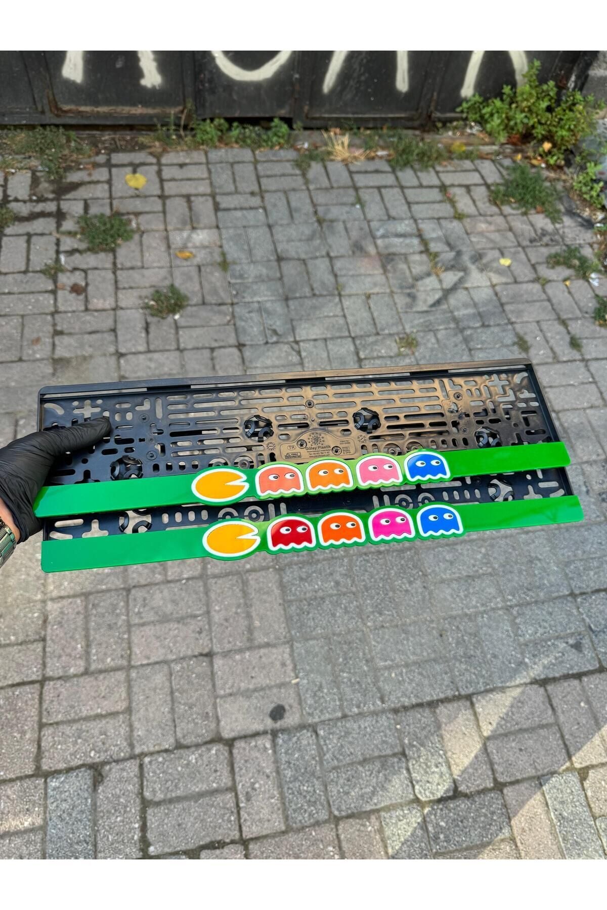 Araba Pleksi Plakalık