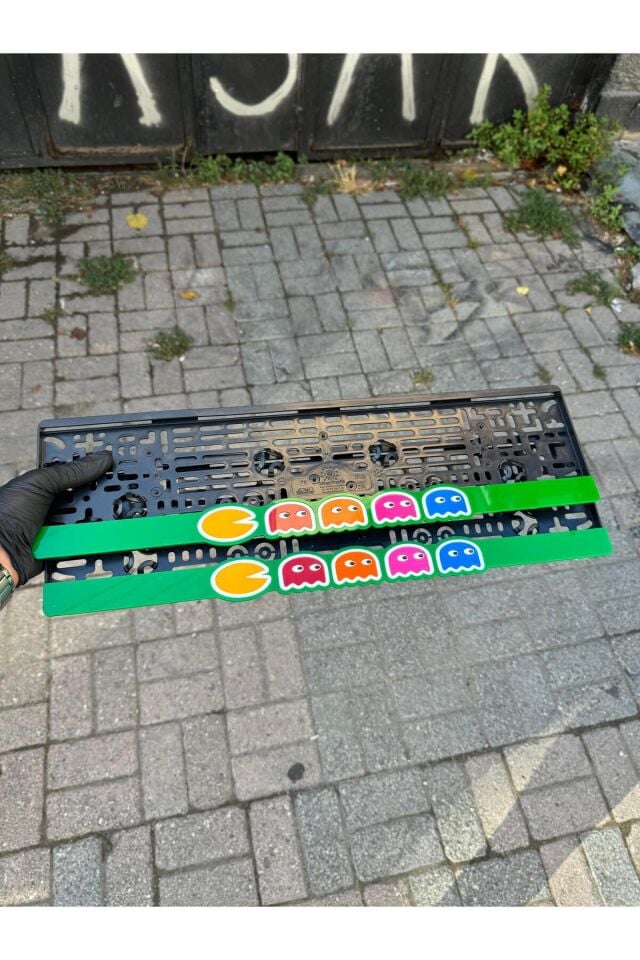 Araba Pleksi Plakalık