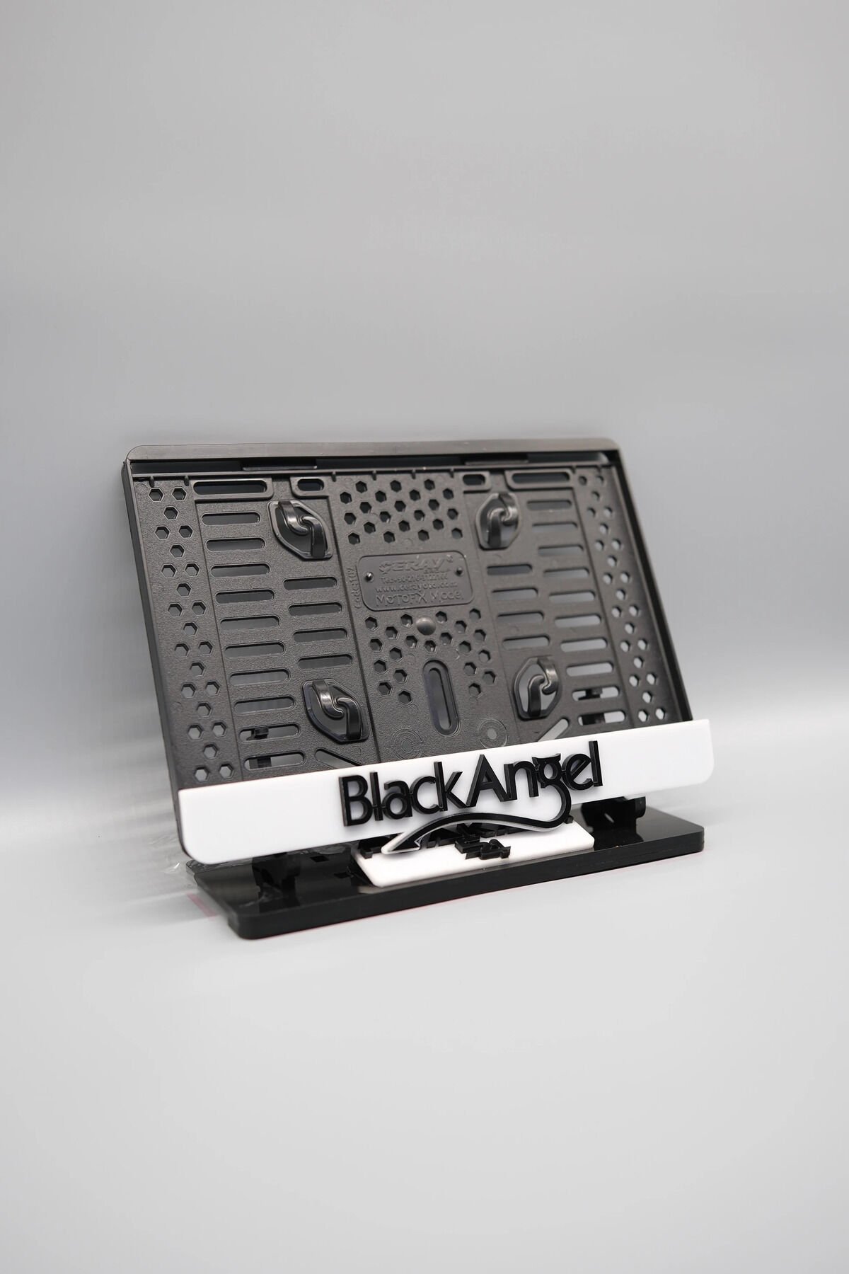 BLACK ANGEL 3D KABARTMALI BEYAZ PLEKSİ MOTOR PLAKALIĞI