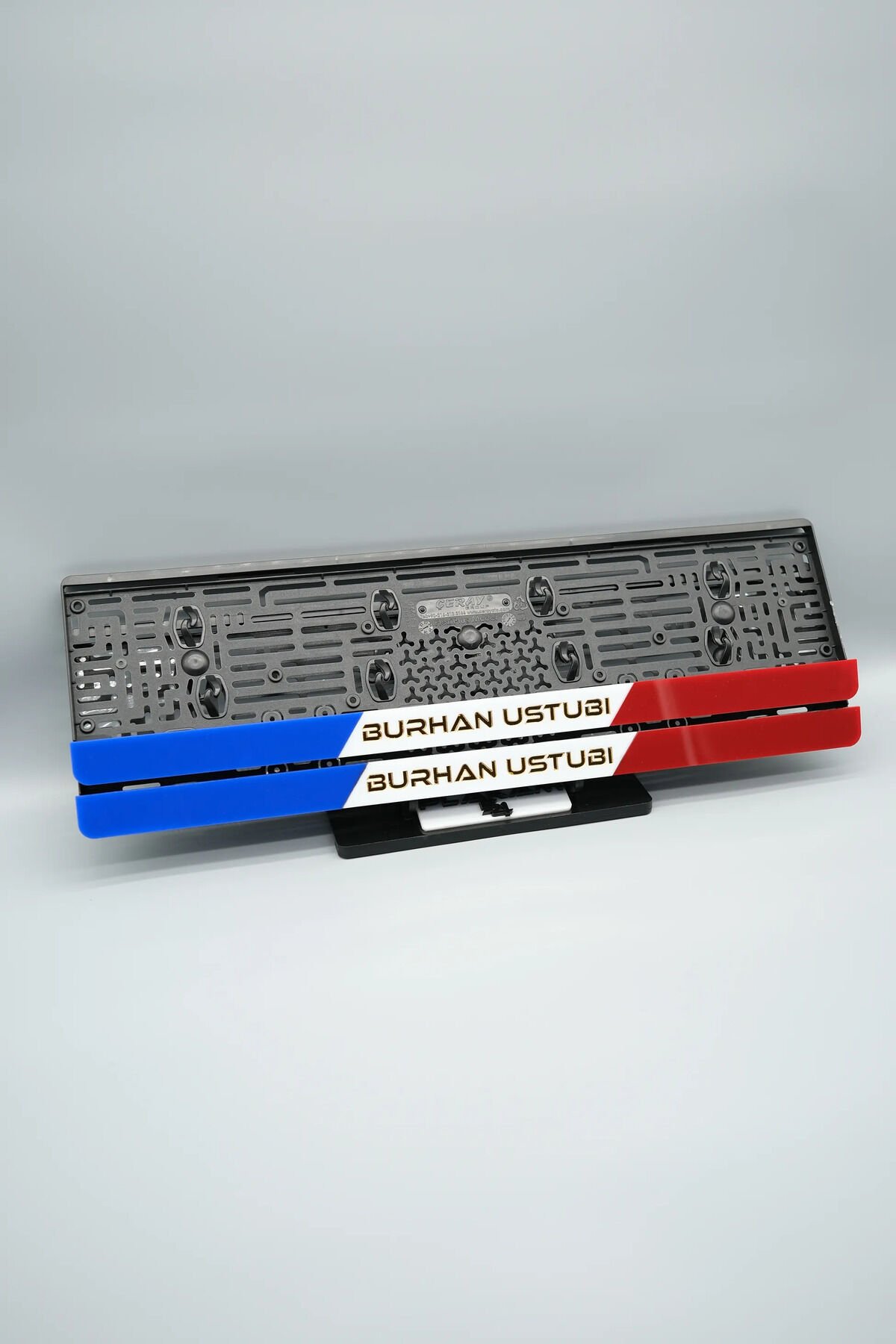 FRANSA KİŞİYE ÖZEL İSİMLİ PLEKSİ ARABA PLAKALIĞI