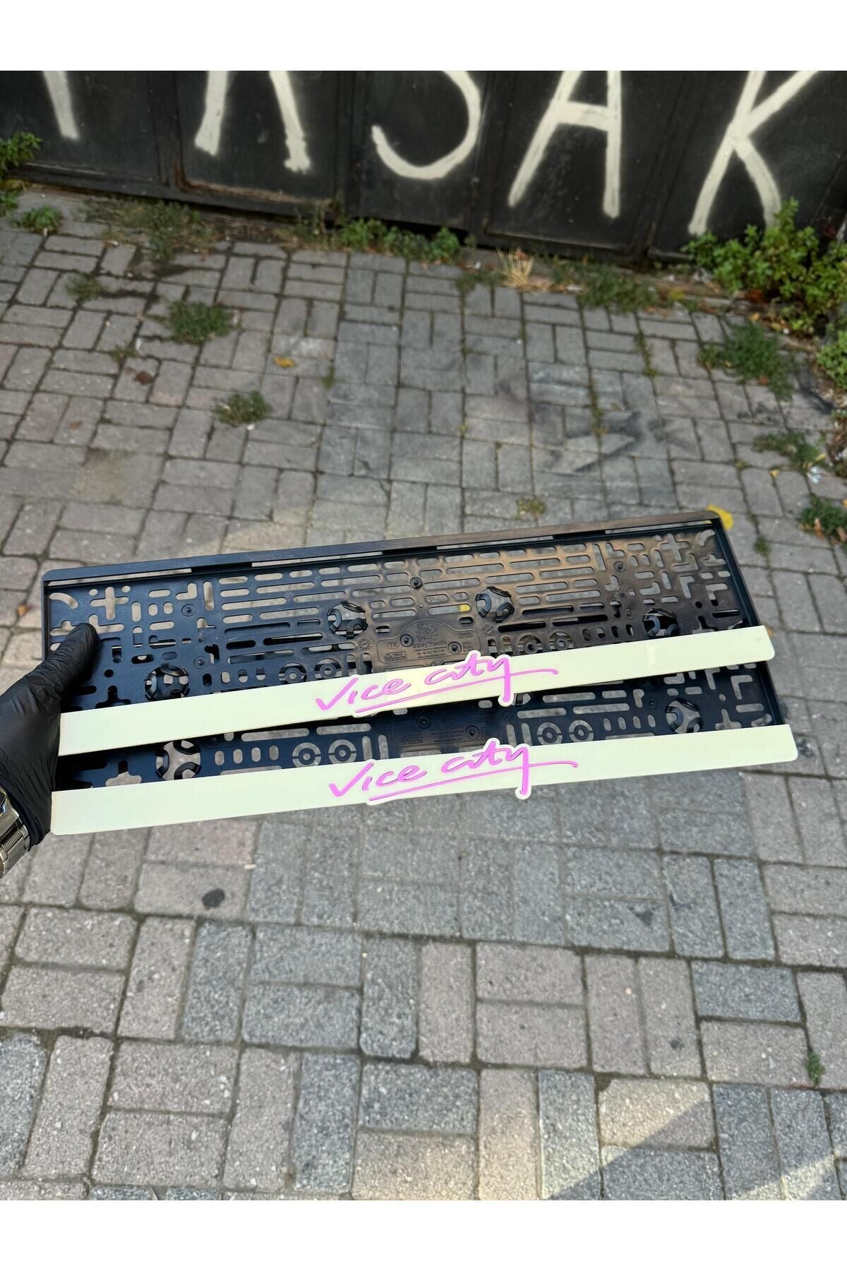 Araba  Pleksi Plakalık