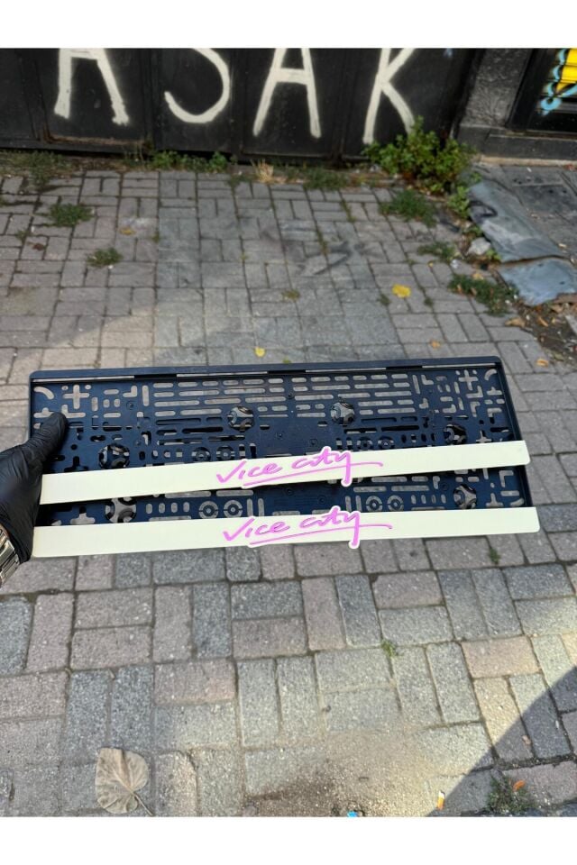 Araba  Pleksi Plakalık