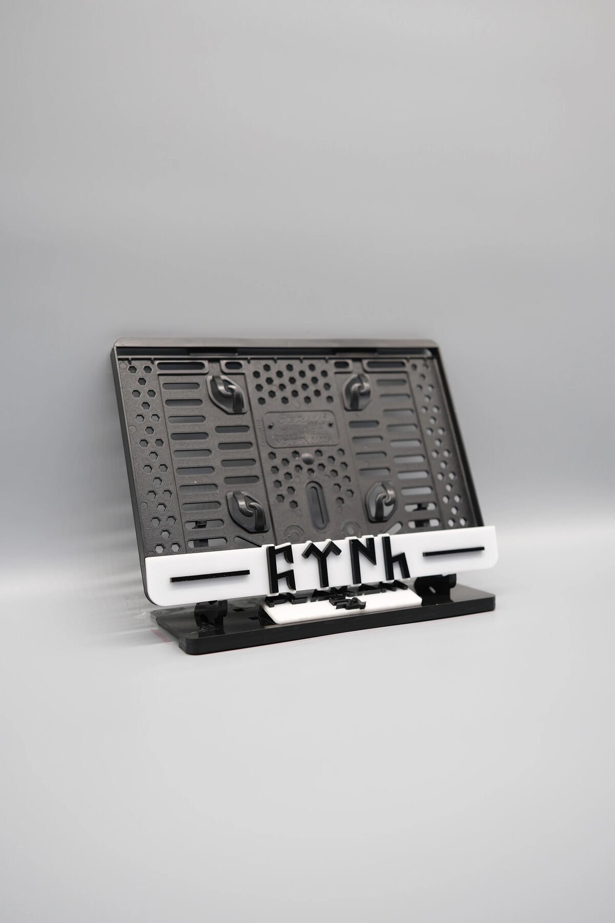 GÖKTÜRKÇE TÜRK YAZILI 3D KABARTMALI PLEKSİ MOTOR PLAKALIĞI