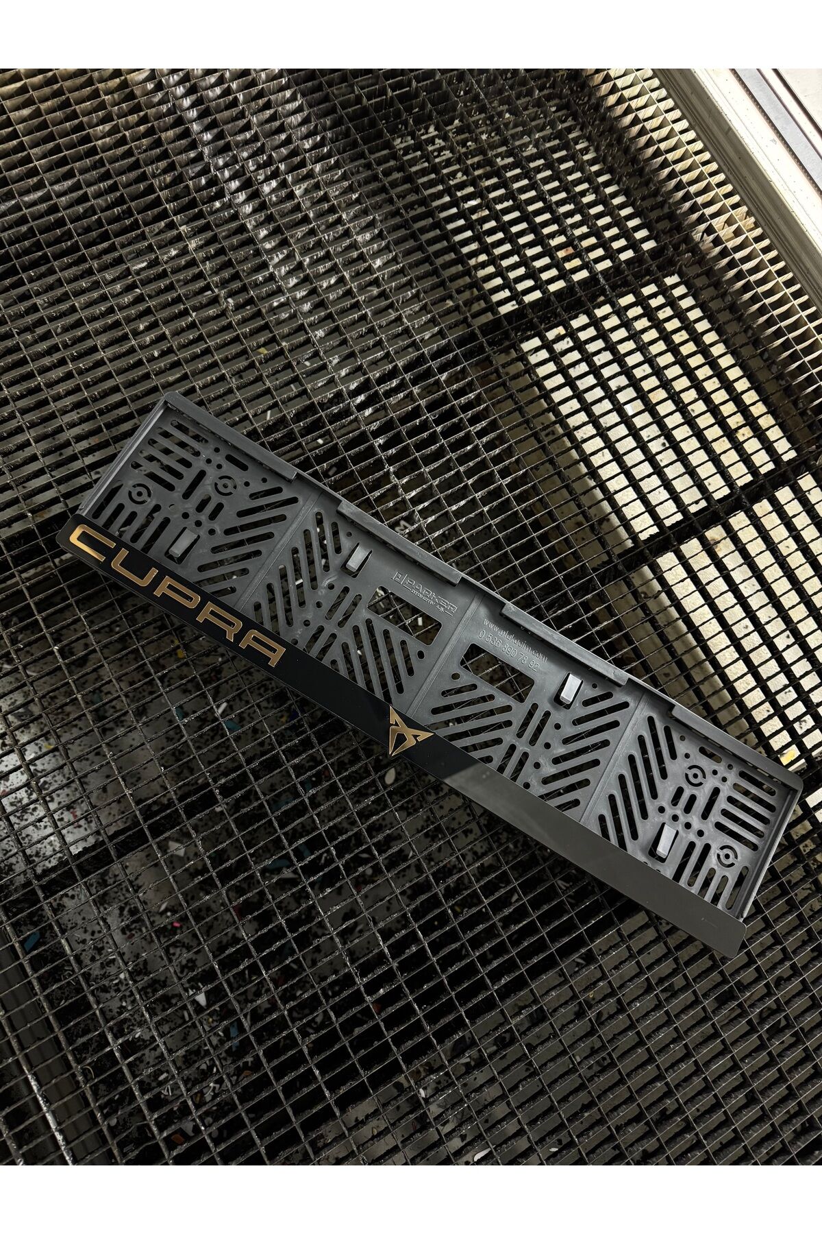 CUPRA ARAÇ PLEKSİ PLAKALIK ( 2 ADET )