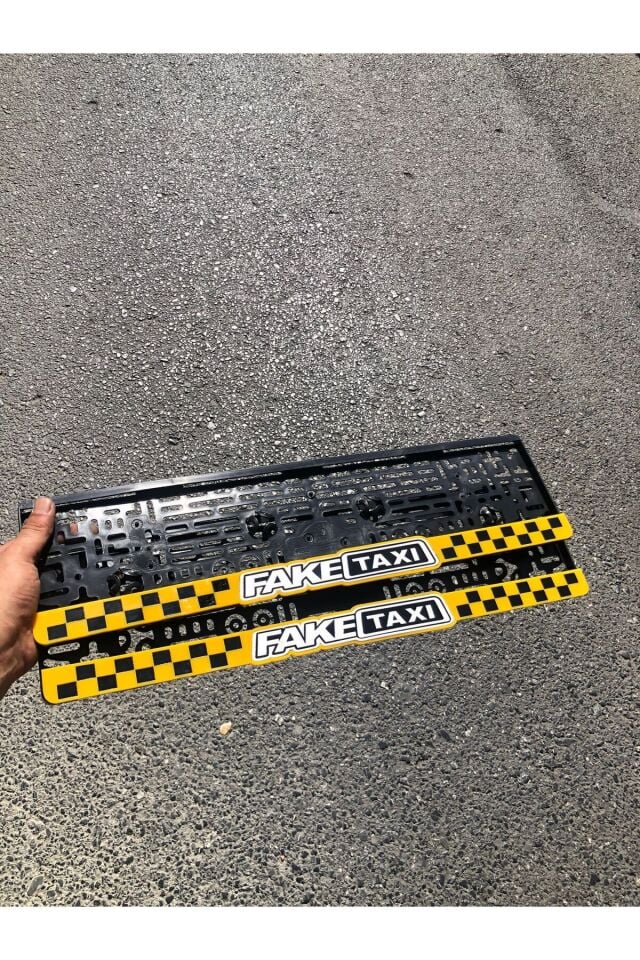 Araba Pleksi Plakalık