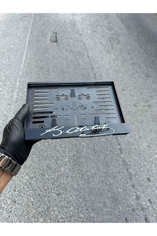 Motor Pleksi Plakalık