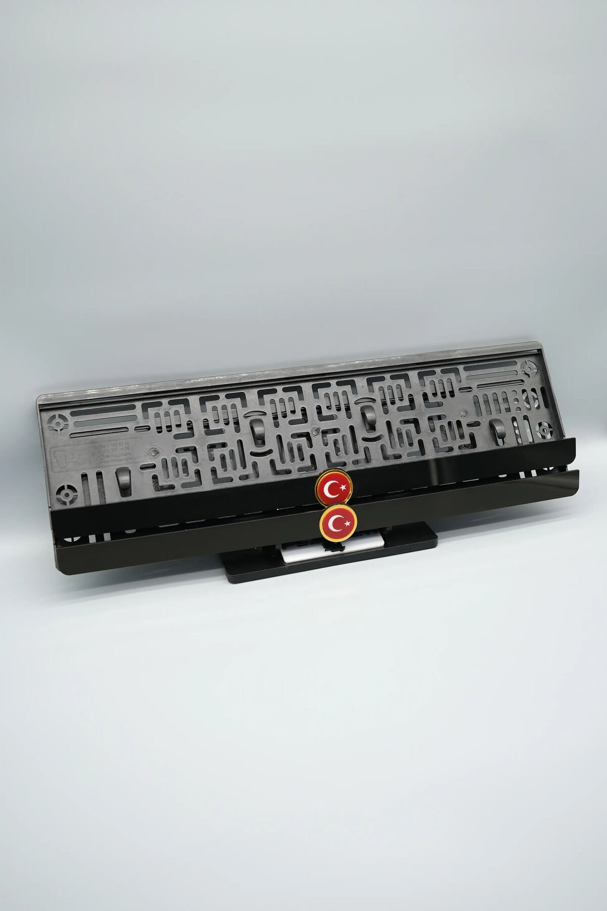 ALTIN TÜRKİYE BAYRAĞI 3D KABARTMALI PLEKSİ ARABA PLAKALIĞI