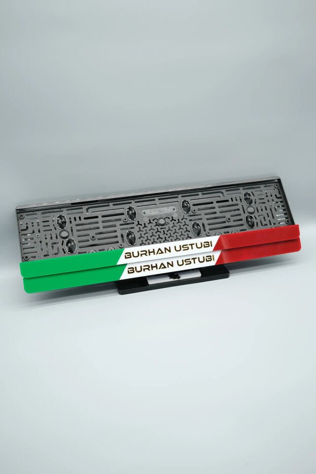 İTALYA KİŞİYE ÖZEL İSİMLİ PLEKSİ ARABA PLAKALIĞI