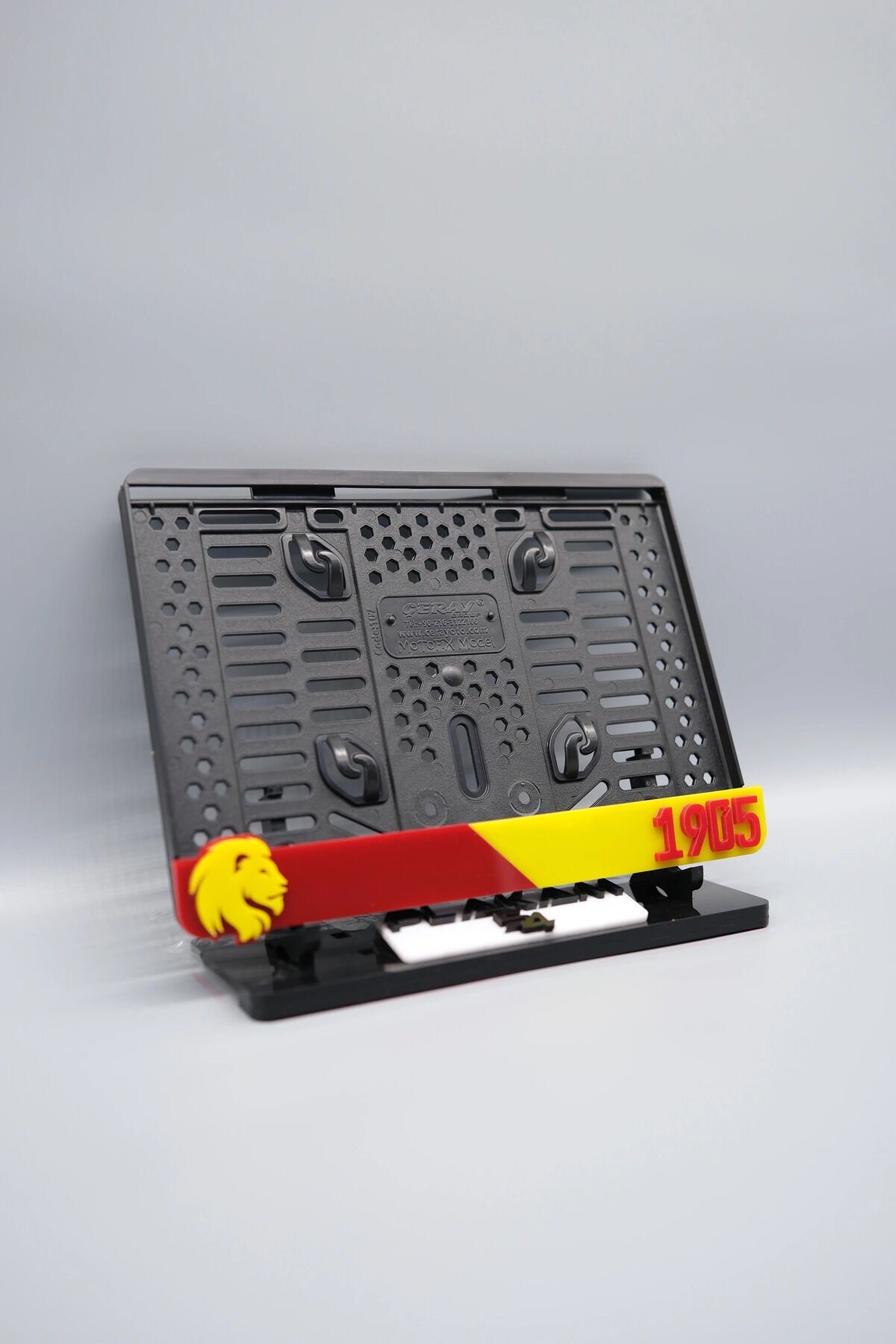 SARI KIRMIZI TARAFTAR 3D KABARTMALI PLEKSİ MOTOR PLAKALIĞI