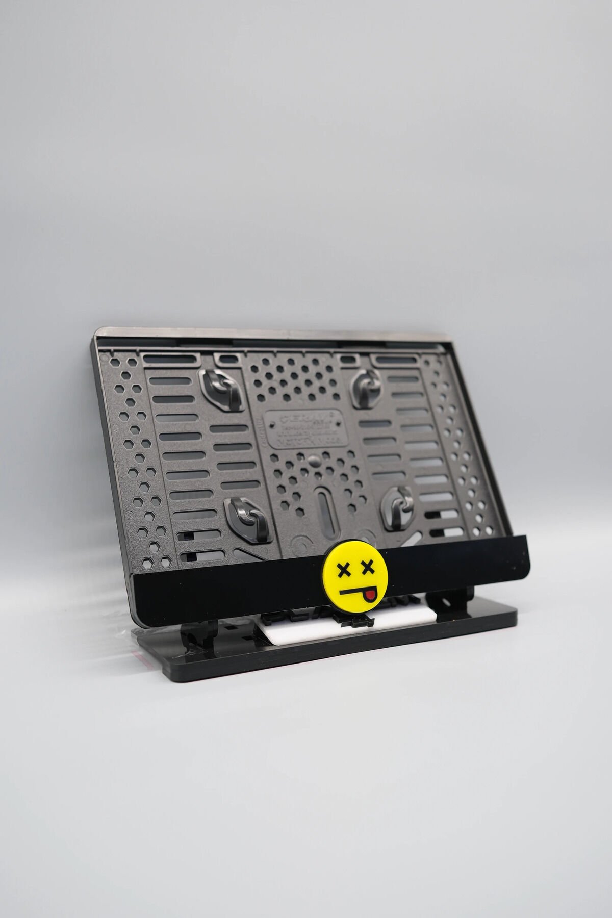 DEAT FACE EMOJİ 3D KABARTMALI PLEKSİ MOTOR PLAKALIĞI