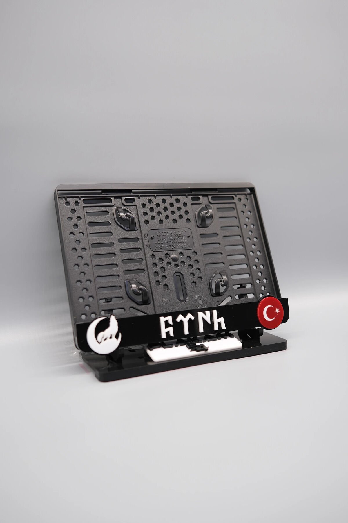 KURT - TÜRK - BAYRAK 3D KABARTMALI PLEKSİ MOTOR PLAKALIĞI