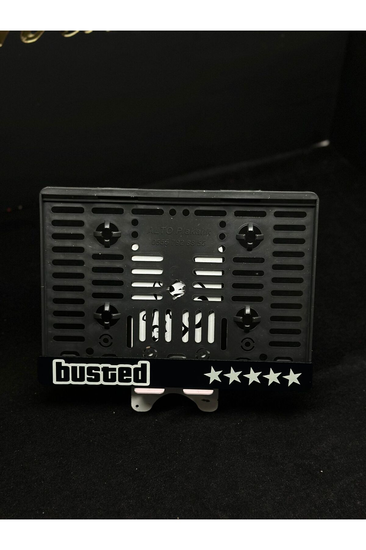 MOTOR PLAKALIK BUSTED YAZILI LAZER KESİM PLEKSİ